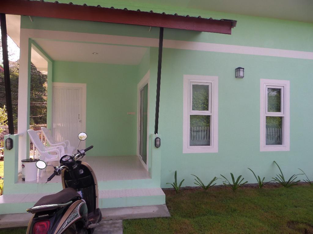 Lanta Triple Novel Hotel Ko Lanta Exterior foto